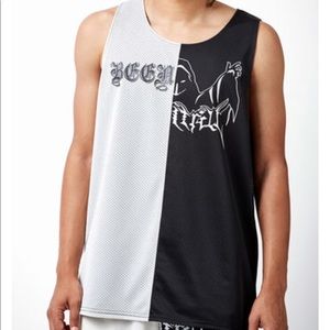 Black and white beentrill tank top